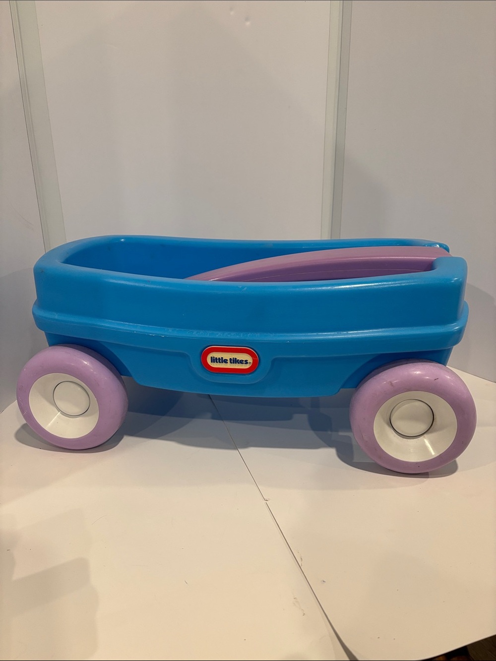 Little Tikes Lil Wagon Fun blue purple little fits Dolls toys plush.